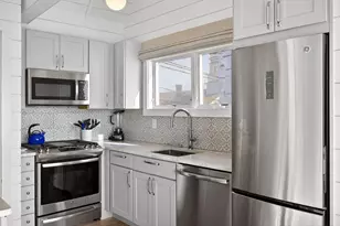 495 Commercial St, Provincetown, MA 02657 - Photo 12