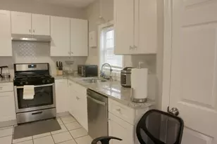 46 Cottage St, Wilmington, MA 01887 - Photo 8