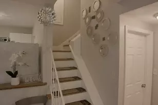 46 Cottage St, Wilmington, MA 01887 - Photo 16