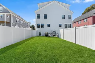 11 Lowell St, Arlington, MA 02476 - Photo 1