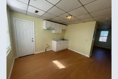 119 Wade St #3B, Fall River, MA 02721 - Photo 2