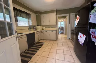 127 Melha Ave, Springfield, MA 01104 - Photo 20