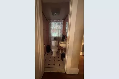 127 Melha Ave, Springfield, MA 01104 - Photo 10