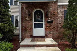 127 Melha Ave, Springfield, MA 01104 - Photo 2