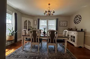 127 Melha Ave, Springfield, MA 01104 - Photo 8