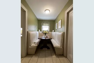127 Melha Ave, Springfield, MA 01104 - Photo 18