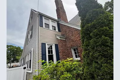 127 Melha Ave, Springfield, MA 01104 - Photo 6