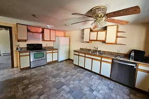 3R Buttonwood Terrace, Attleboro, MA 02703 - Photo 2