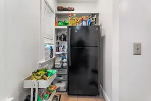 27 Brinsley St, Boston, MA 02121 - Photo 18