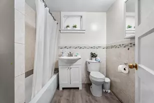 27 Brinsley St, Boston, MA 02121 - Photo 26