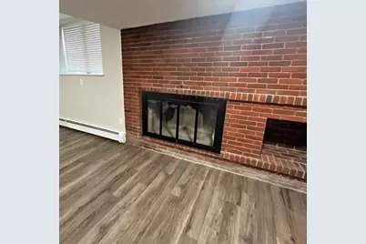 135 Main St, Upton, MA 01568 - Photo 10