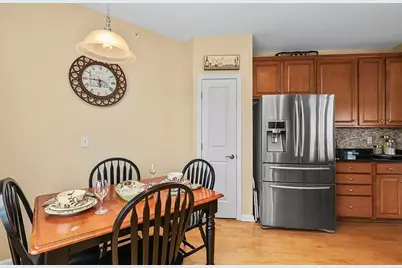 17 Morgan Dr #401, Natick, MA 01760 - Photo 10