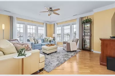 17 Morgan Dr #401, Natick, MA 01760 - Photo 4