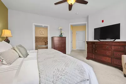 17 Morgan Dr #401, Natick, MA 01760 - Photo 16