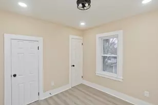 21 Chester St, Springfield, MA 01105 - Photo 24