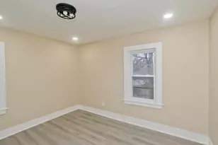 21 Chester St, Springfield, MA 01105 - Photo 26