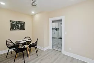 21 Chester St, Springfield, MA 01105 - Photo 12