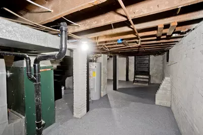 21 Chester St, Springfield, MA 01105 - Photo 36