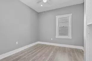 90 Quequechan St, Fall River, MA 02723 - Photo 24