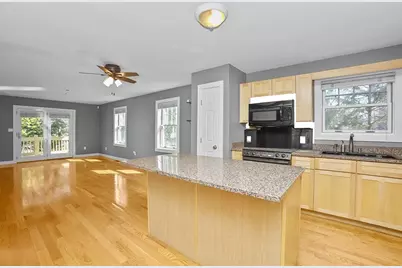 81 Beecher Pl #81, Newton, MA 02459 - Photo 6