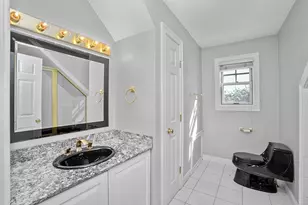 81 Beecher Pl, Newton, MA 02459 - Photo 26