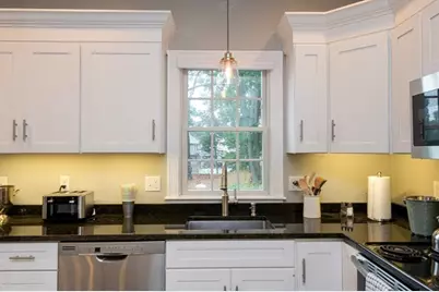 127 Bridge Street #1R, Beverly, MA 01915 - Photo 4