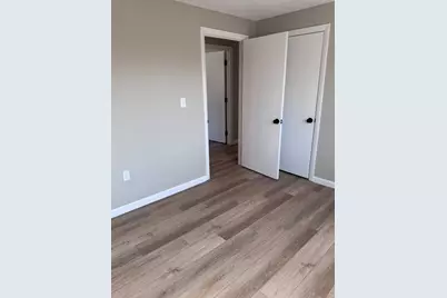 1099 River St #3, Boston, MA 02136 - Photo 10