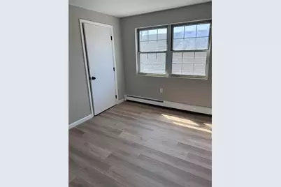 1099 River St #3, Boston, MA 02136 - Photo 6