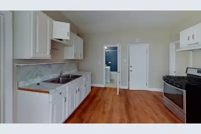 121 George St. #3, Boston, MA 02119 - Photo 2