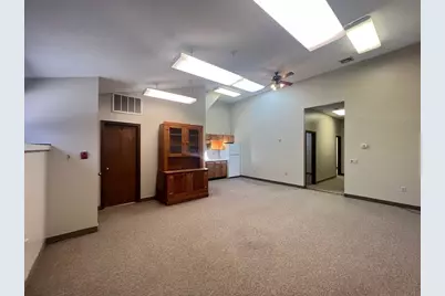 32 Elm #3, Westfield, MA 01085 - Photo 4