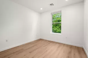 40 Centre St, Brookline, MA 02446 - Photo 2
