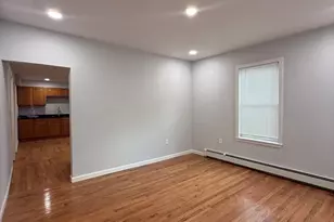 78 Hollis St, Worcester, MA 01610 - Photo 1