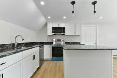 9 Akron Ln, Taunton, MA 02780 - Photo 2