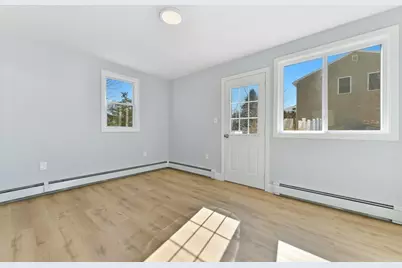 9 Akron Ln, Taunton, MA 02780 - Photo 8