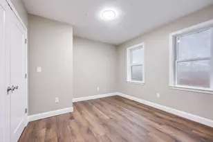 25 Buckley St, Quincy, MA 02169 - Photo 8