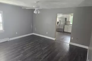 504 Quincy St, Fall River, MA 02720 - Photo 2