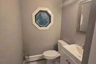 504 Quincy St, Fall River, MA 02720 - Photo 10