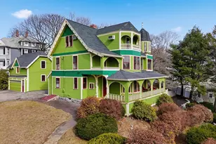 833 Franklin St, Melrose, MA 02176 - Photo 1