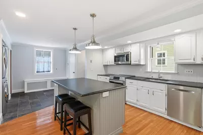 833 Franklin St, Melrose, MA 02176 - Photo 4