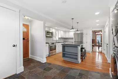 833 Franklin St, Melrose, MA 02176 - Photo 2