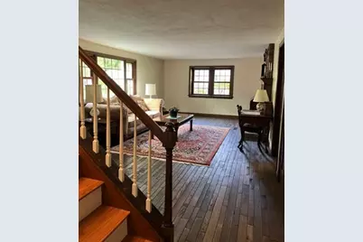 9 Cyndy Ln, Millbury, MA 01527 - Photo 2