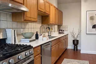 448 Park Dr, Boston, MA 02215 - Photo 4