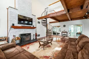 5 Comstock Ln, Topsfield, MA 01983 - Photo 8