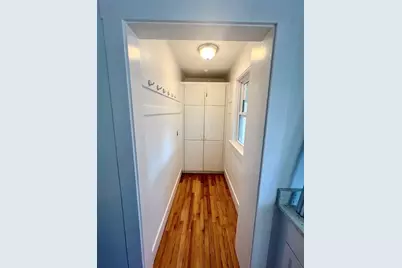 50 Pond St #2, Waltham, MA 02451 - Photo 4