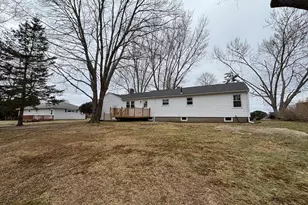 52 Bushee Rd, Swansea, MA 02777 - Photo 28