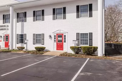 63 Winthrop St #5, Taunton, MA 02780 - Photo 2