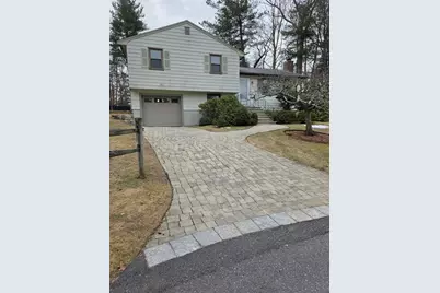 17 Maud Graham Circle, Burlington, MA 01803 - Photo 1