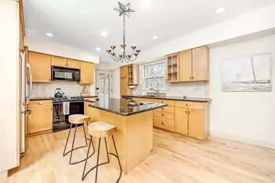 59 Cottage St, Hingham, MA 02043 - Photo 8