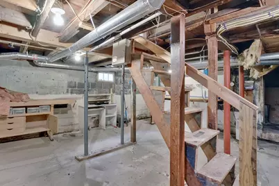 86 Albert St, West Springfield, MA 01089 - Photo 32