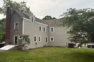 85 W Main St, Georgetown, MA 01833 - Photo 2
